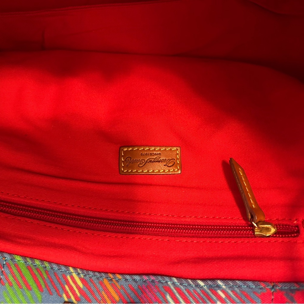 Dooney and Bourke Multicolor Plaid Large Tote Bag - NWT with Dust Bag included - Picture 10 of 15